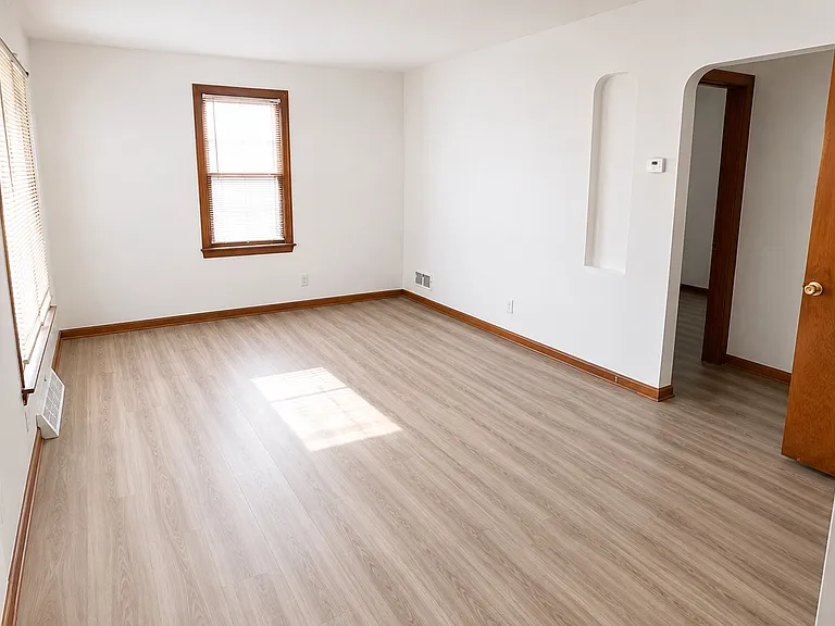 6124 Traymore Ave — Photo 4