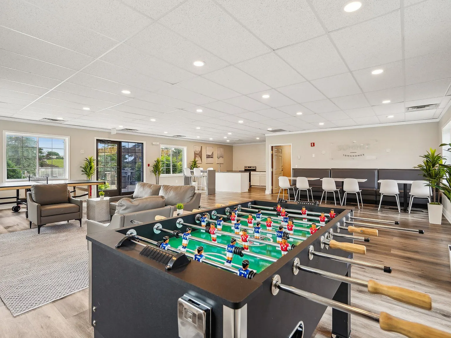 Summit Townhomes — Photo 4