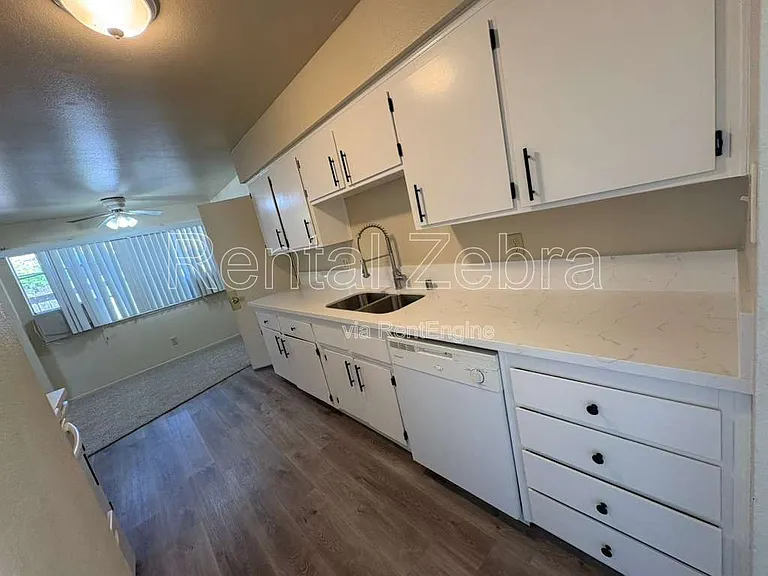 1836 Cheyenne Dr — Photo 6