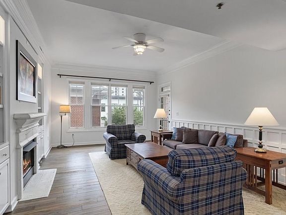 5th image of 850 Piedmont Ave NW #1607
