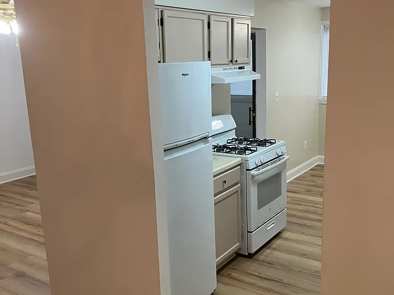 110 Royal Oak Dr #C — Photo 7