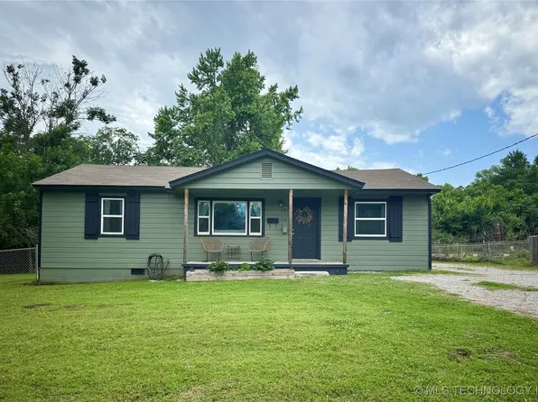 618 N 15th St, Collinsville, OK 74021