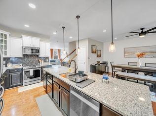 2609 Campus Way N, Glenarden, MD 20706