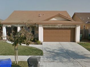 1822 N Virginia Ct, Farmersville, CA 93223