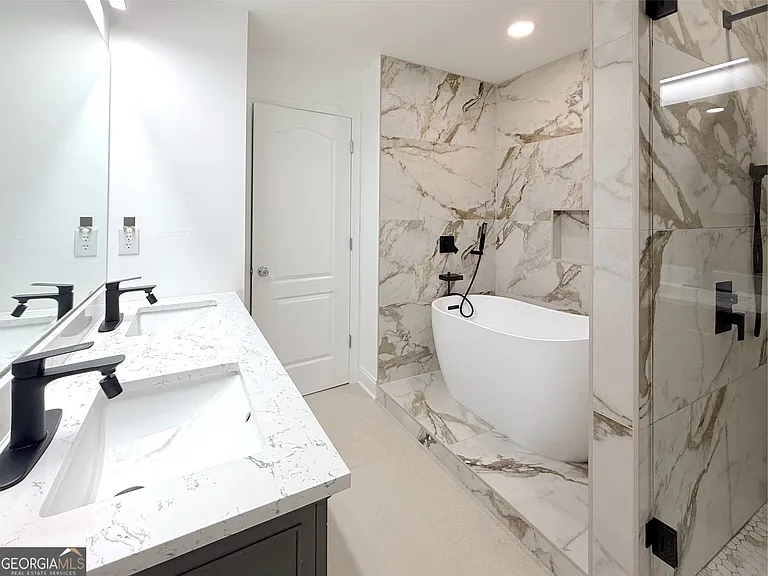 3527 Compass Rose Dr — Photo 25