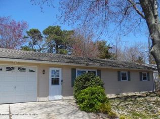 111 6th St, Barnegat, NJ 08005