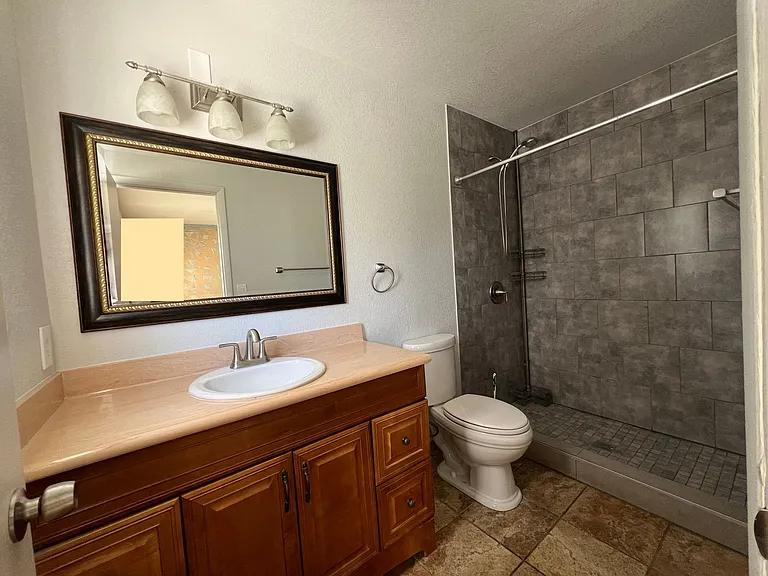 6247 Katella Ave — Photo 12