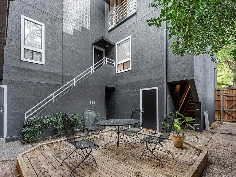 4334 Buena Vista St #A — Photo 3