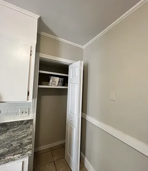 130 Reid St — Photo 9