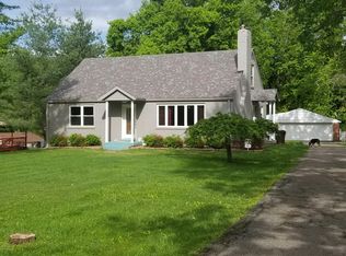 9042 Fern Creek Rd, Louisville, KY 40291