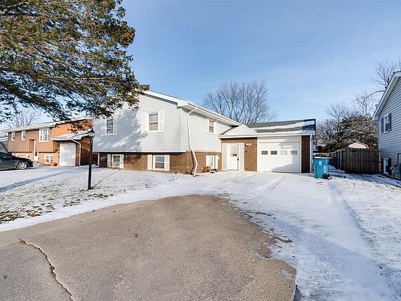 2nd image of 1206 N Kennedy Dr