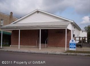 414 Front St, Nanticoke, PA 18634