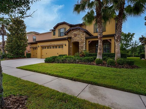 3rd image of 32712 Summerglade Dr
