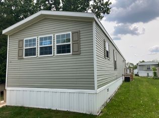 1123 Oakbrook E, Jackson, MI 49201