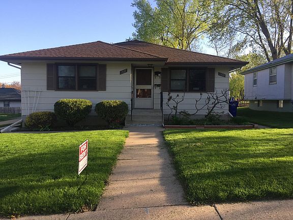 2nd image of 1529 Idaho Ave E