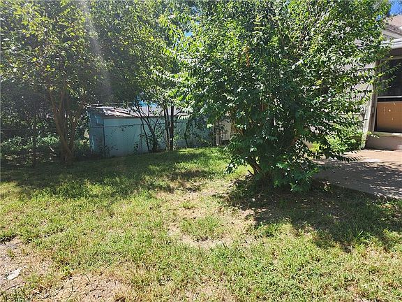 4th image of 8027 Garfield Ave