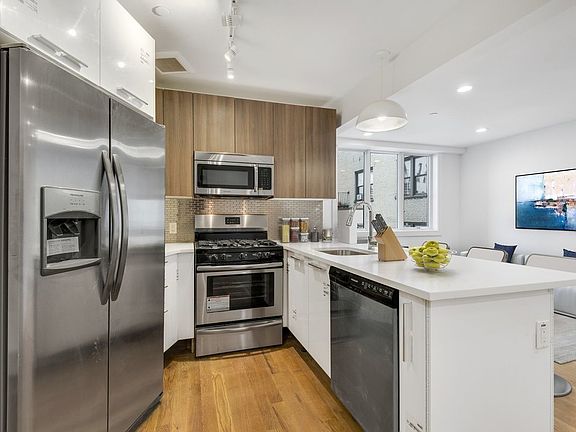 3rd image of 991 Ocean Ave #5D