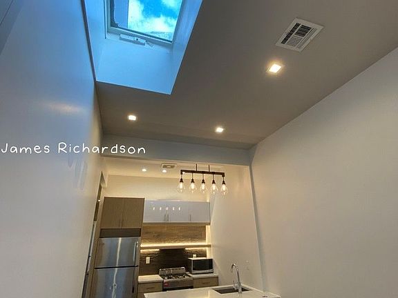 3rd image of 1348 Hancock St #3C