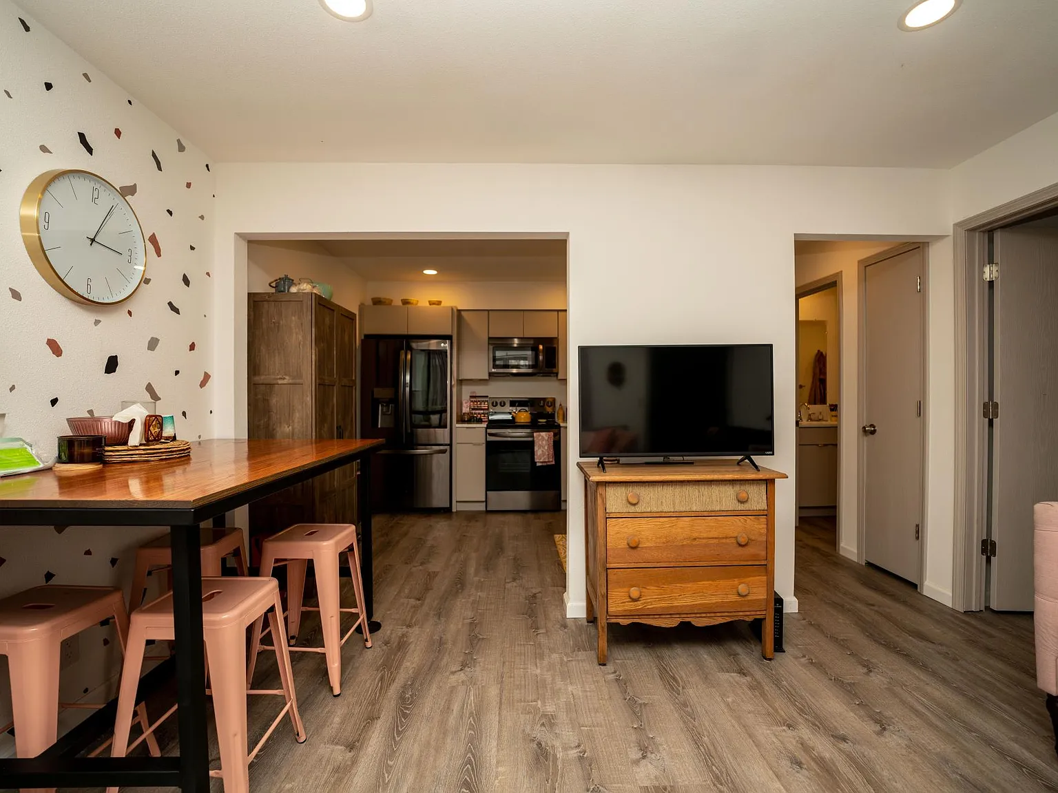 531 Sunset Ave — Photo 3