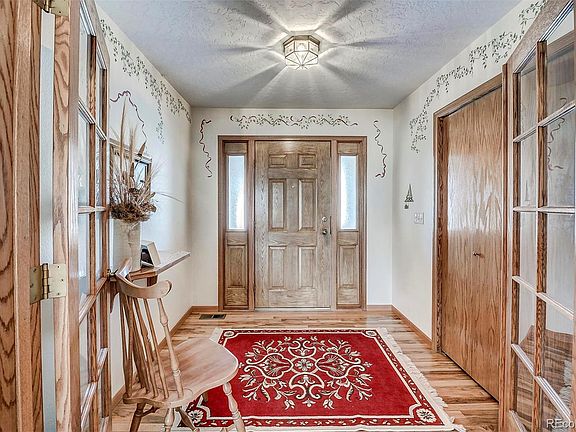 4th image of 2872 Zachary Dr