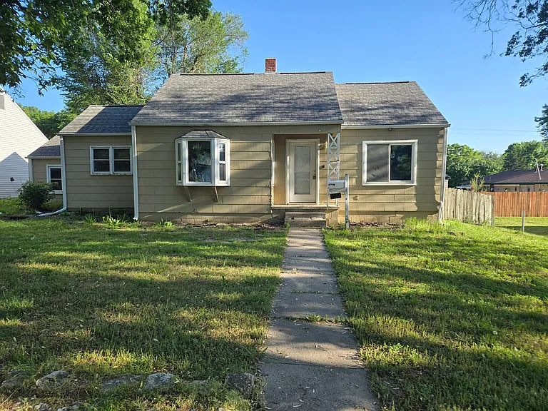 1006 Dexter St — Photo 29