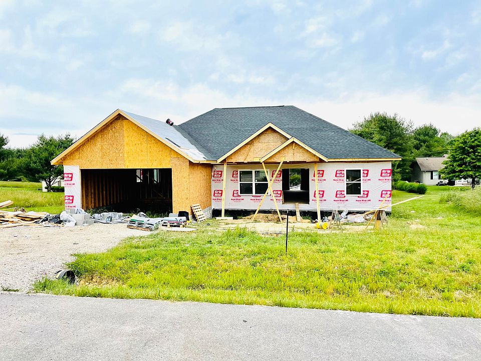 1st image of 42 Summerhill Dr