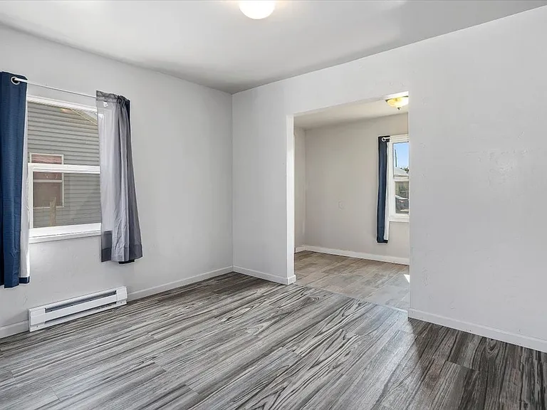 270 Quincy St — Photo 24