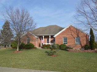 125 Bridle Ct, Dry Ridge, KY 41035