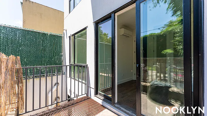 Rented by Nooklyn NYC LLC | media 12