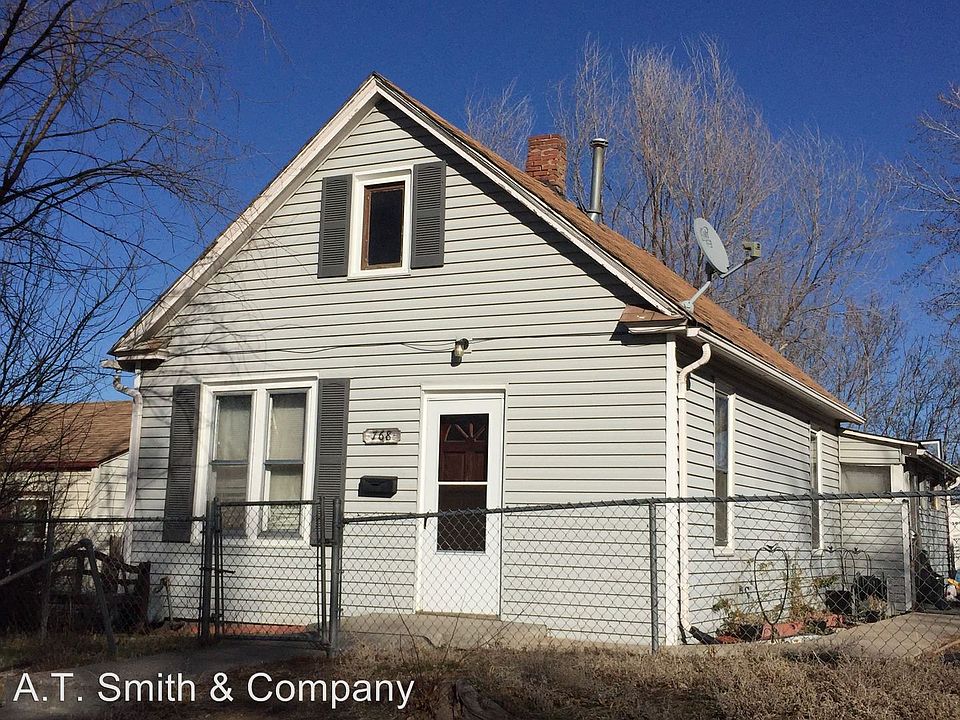 1st image of 768 N Julian St