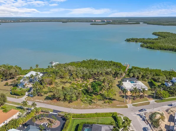 841 Caxambas Dr, Marco Island, FL 34145