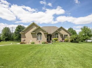 60585 Havenridge Rd, Lenox, MI 48048