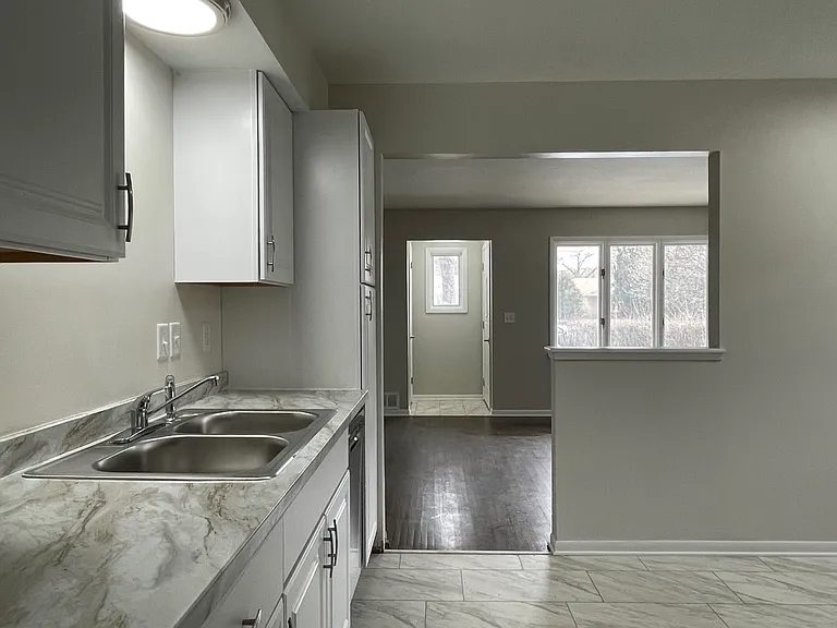 3516 Spain Pl #3516 — Photo 4