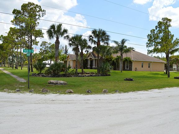 4th image of 9469 Banyan Blvd