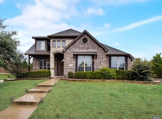 613 Goldenrod Ct, Desoto, TX 75115