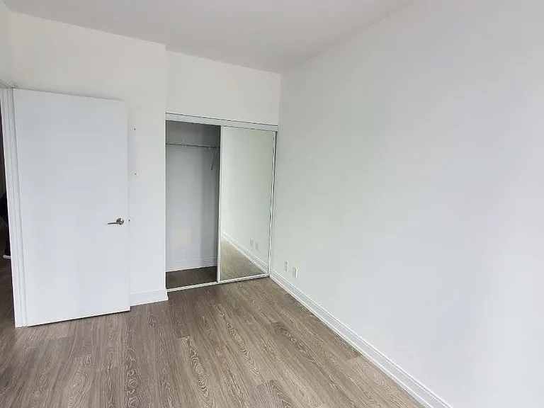 181 Dundas St E #607 — Photo 18