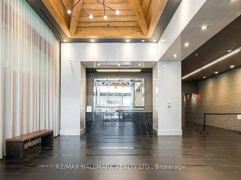 210 Simcoe St #2507 — Photo 15