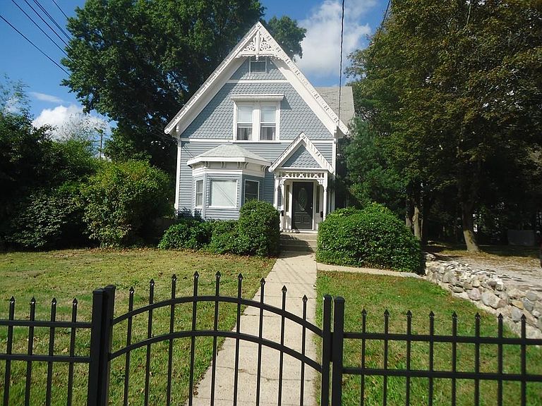 384 Market St Rockland, MA, 02370 Apartments for Rent Zillow