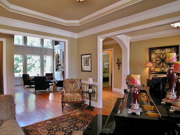 2nd image of 4928 Deer Creek Ct