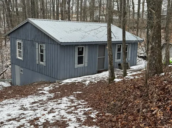 100 Fieldside Dr, Nancy, KY 42544