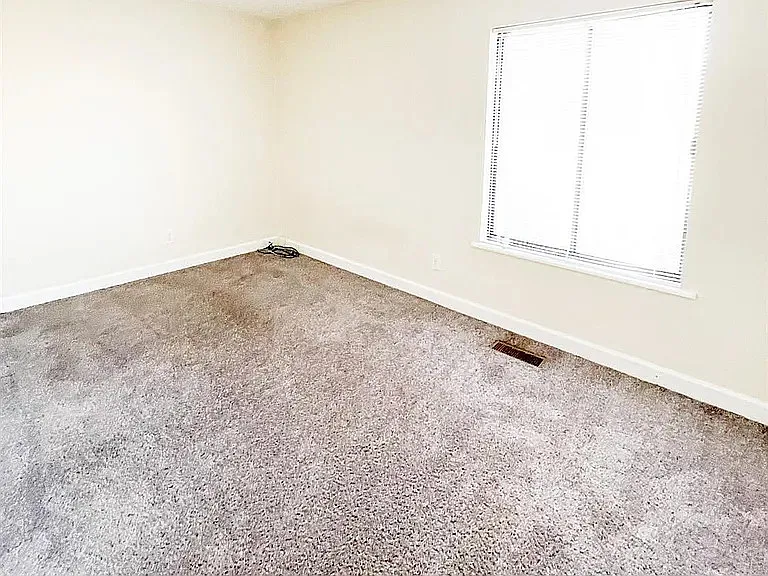 1444 Tenbury Dr #1 — Photo 11