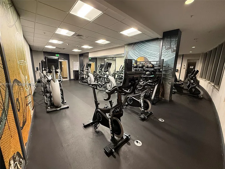1750 N Bayshore Dr #1218 — Photo 21