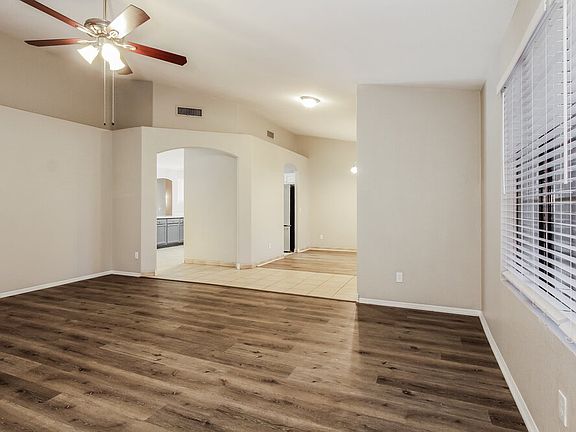 3rd image of 6385 W Saint John Ave