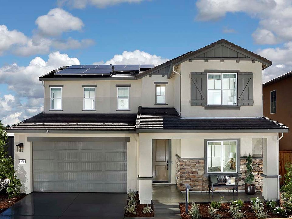 Barrington Plan 2 Model Home Exterior