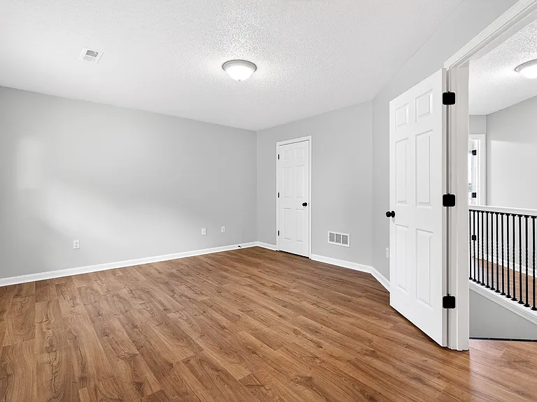 1220 Eastern St — Photo 40