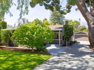 985 Oregon Ave, Palo Alto, CA, 94303