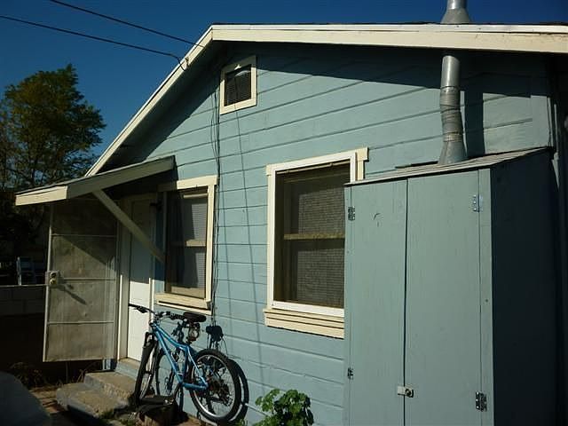 Middle Home