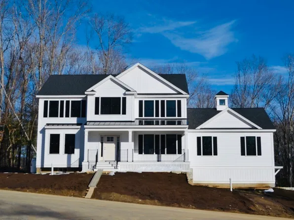 38 Benjamin St, Groveland, MA 01834