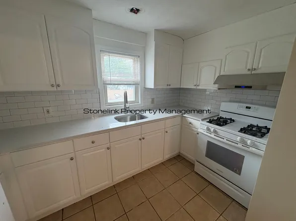 30-34 Baker St, East Providence, RI 02914