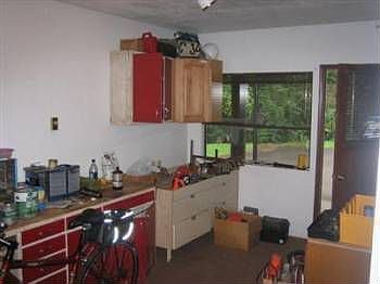 5th image of 9840 SE Emerald Ct